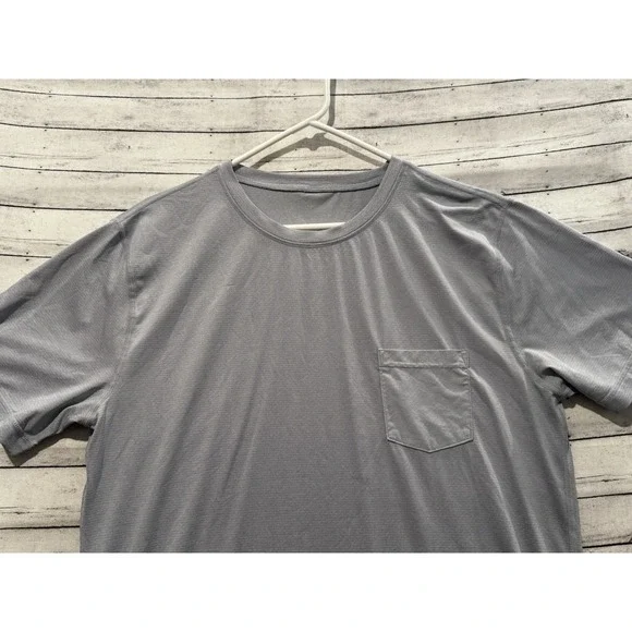 VUORI Mens Tradewind Active Performance Shirt Sz L Gray Short Sleeve Pocket V109 - Picture 3 of 12